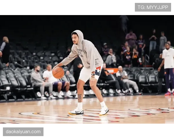 乔丹·汤普森这生活也太秀了吧，豪车豪宅加训练狂魔模式，普通人咋活？